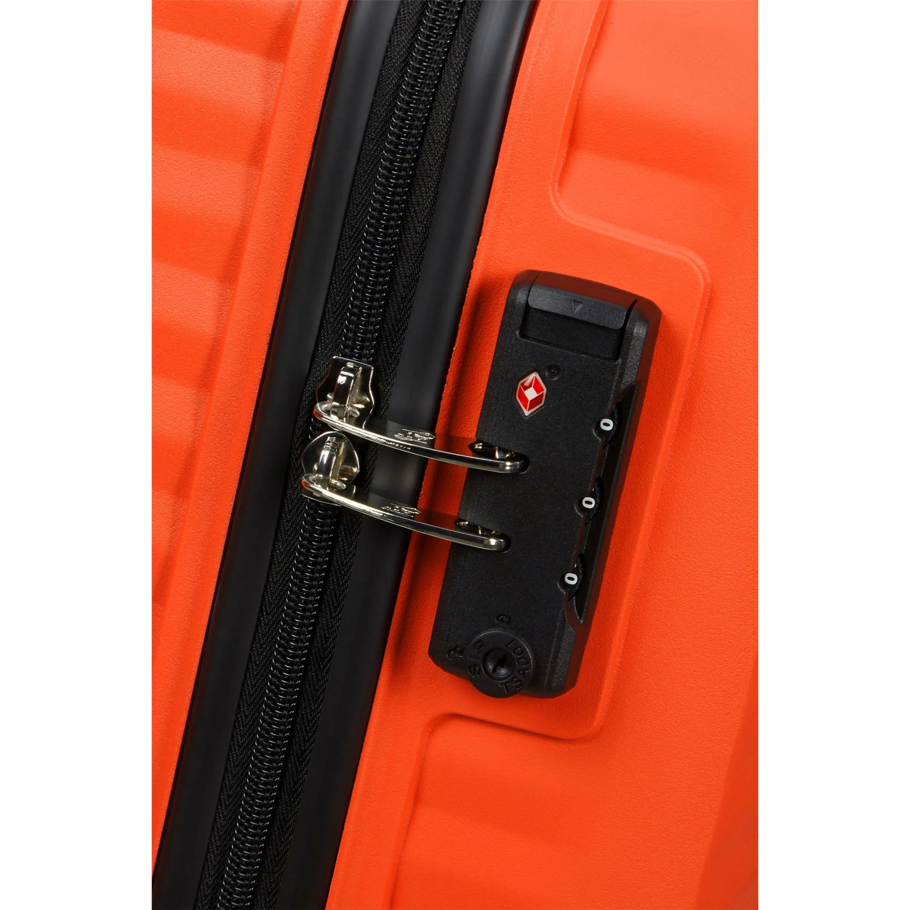 American Tourister Jetdriver 2.0 Hard-Shell Spinner Suitcase - Image 26