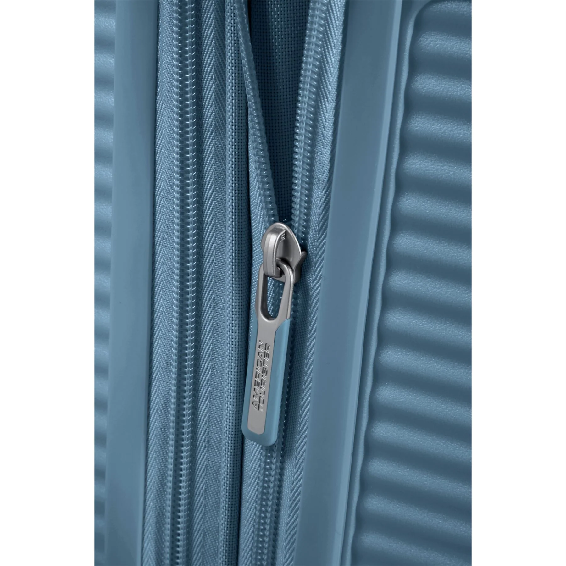 American Tourister Soundbox Expanding Suitcase - Image 7