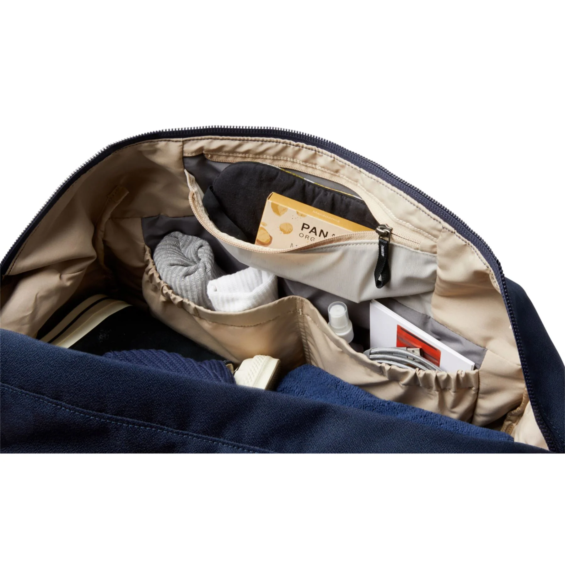 Bellroy Classic Weekender Holdall - Image 43