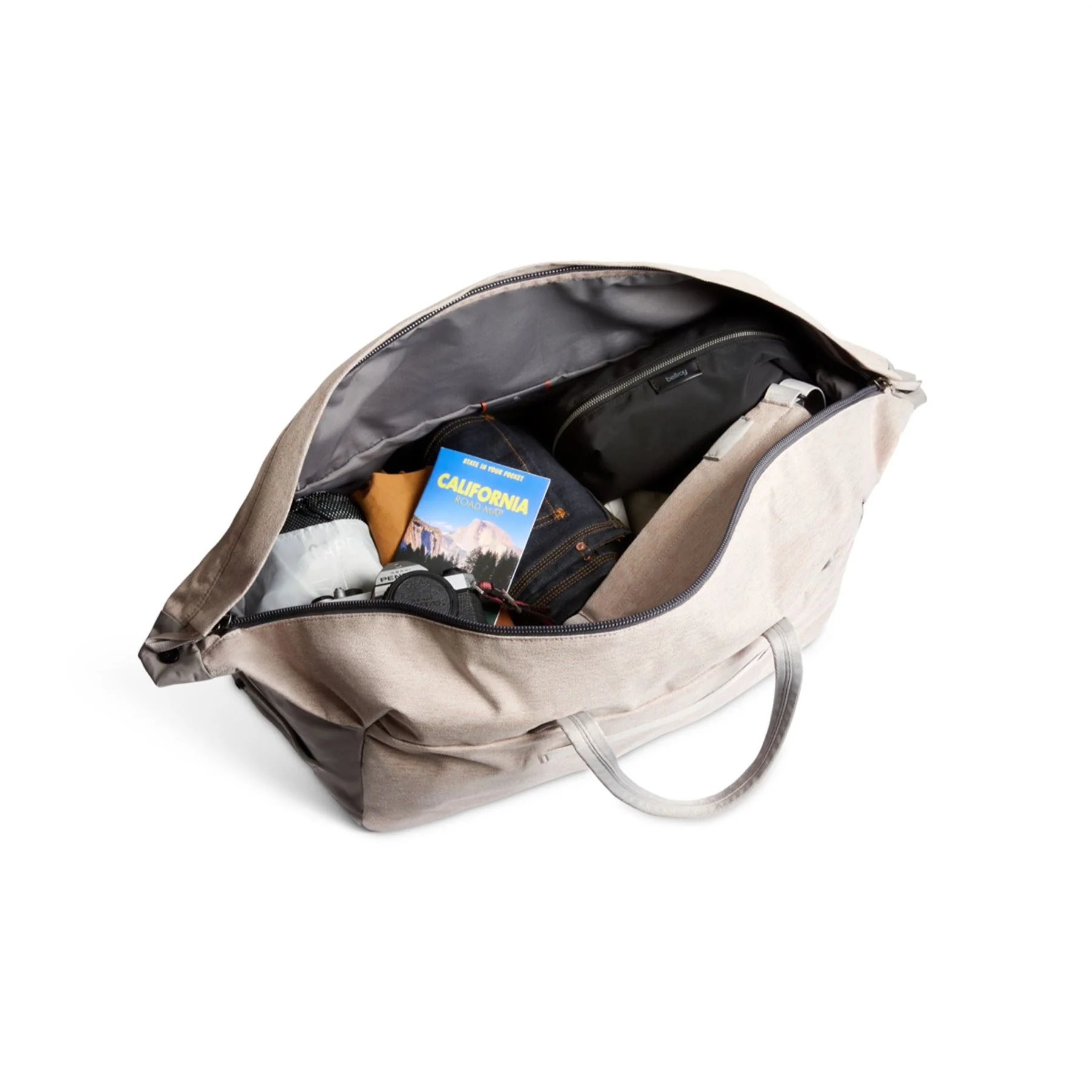 Bellroy Classic Weekender Holdall - Image 6