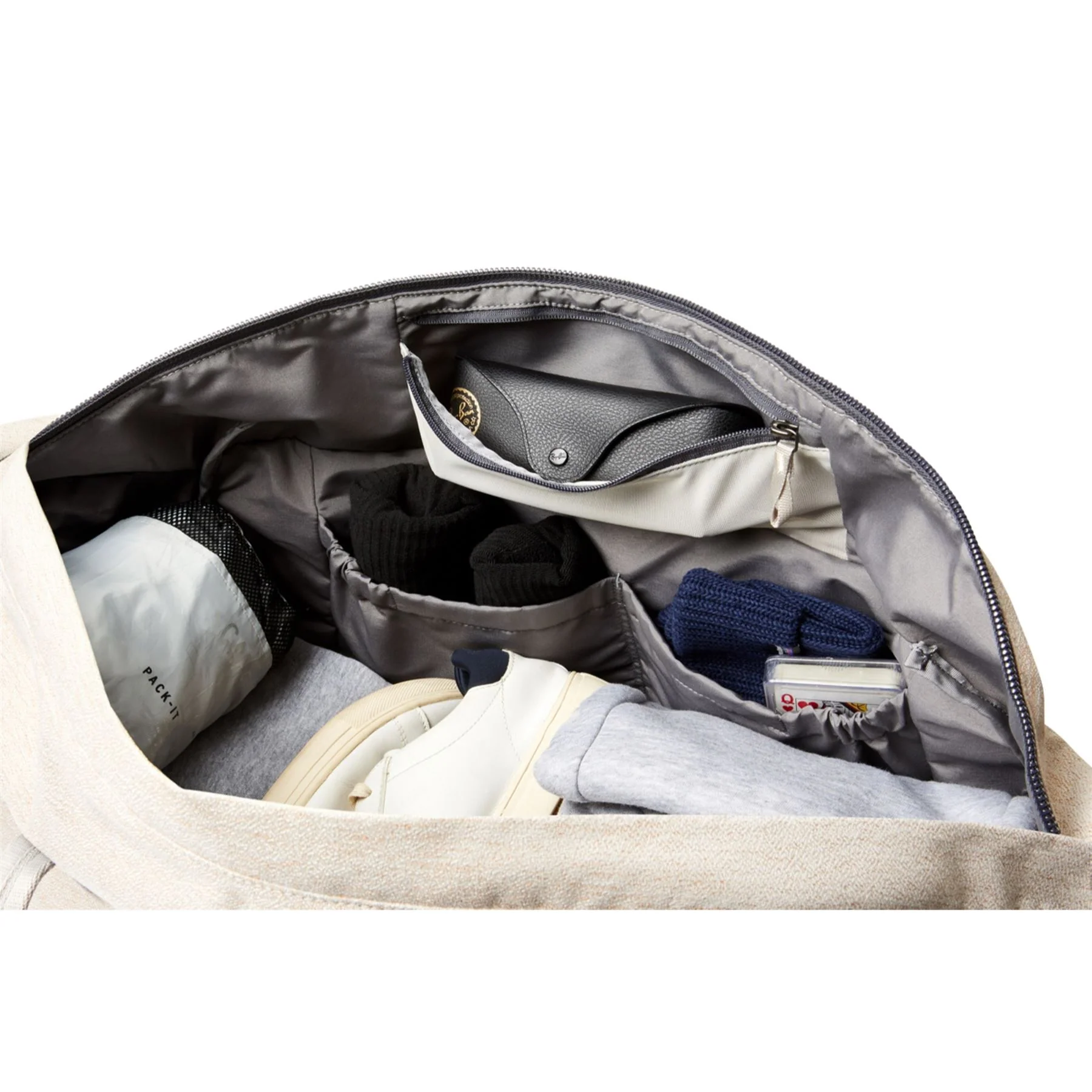 Bellroy Classic Weekender Holdall - Image 7