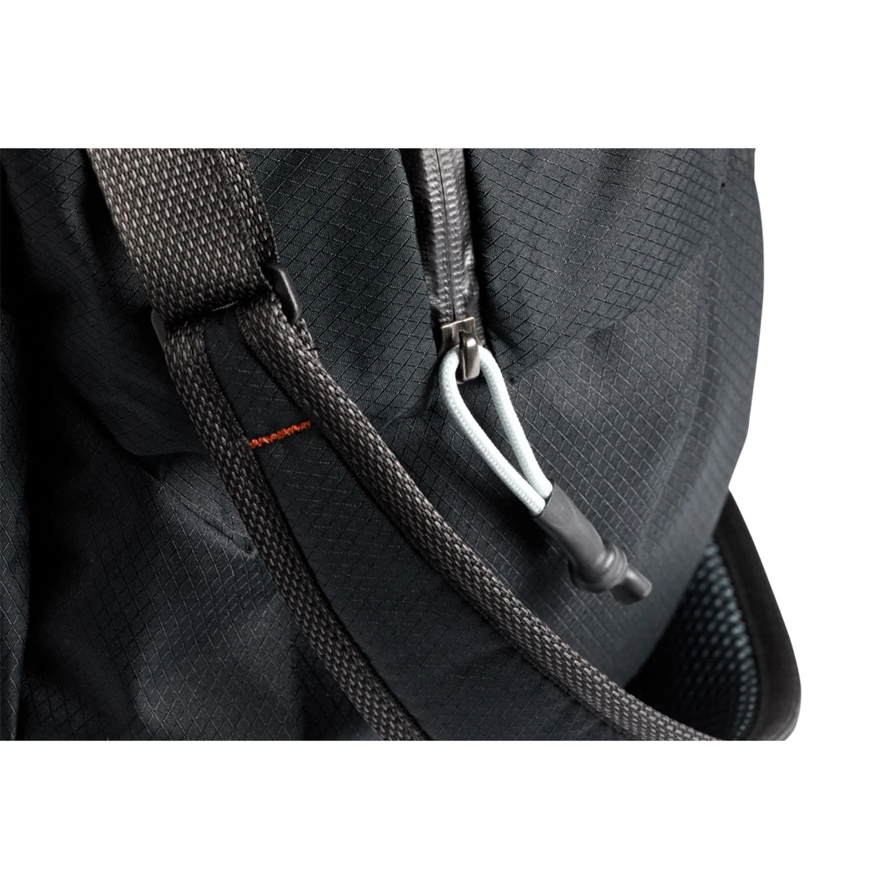 Bellroy Lite Duffel Holdall - Image 16