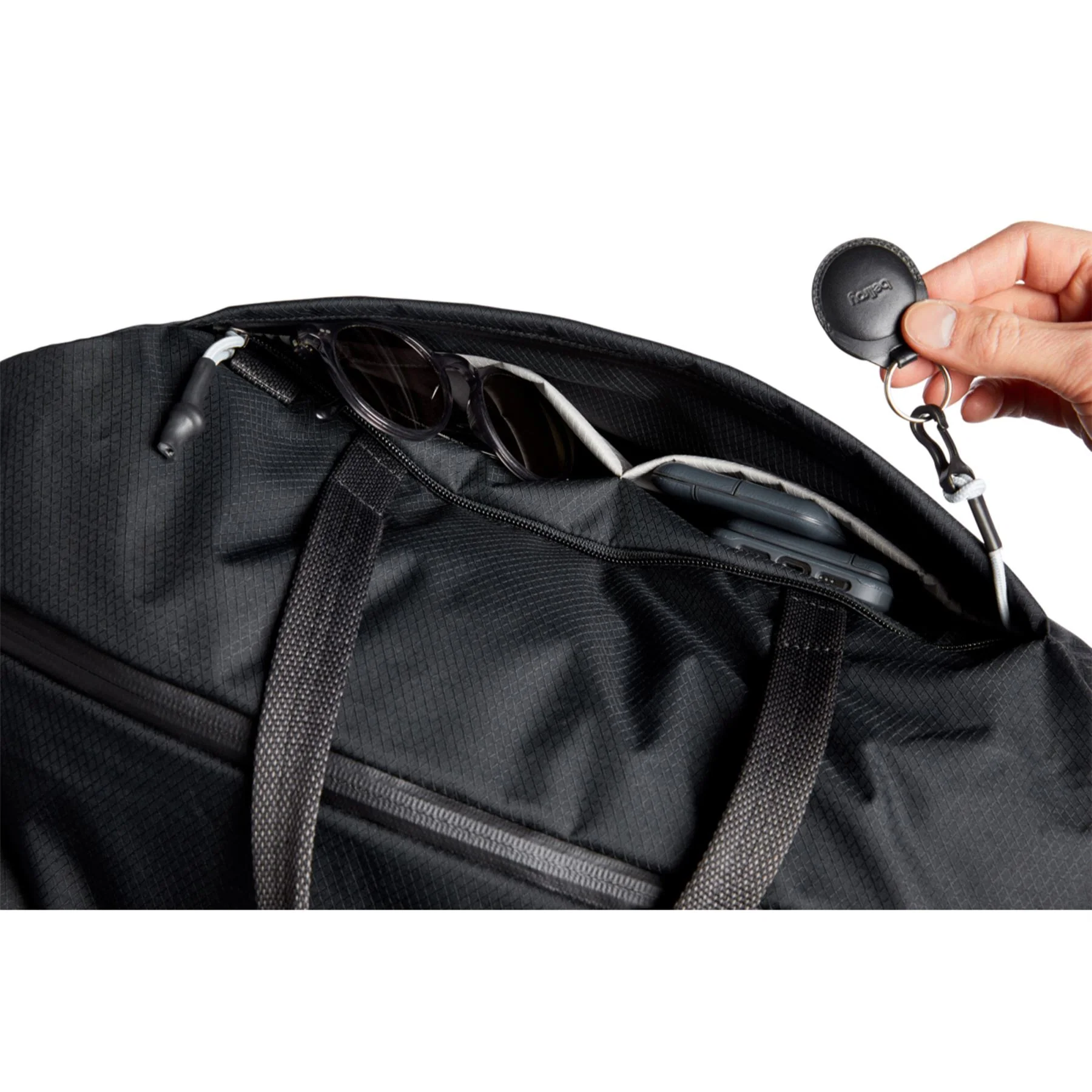 Bellroy Lite Duffel Holdall - Image 17