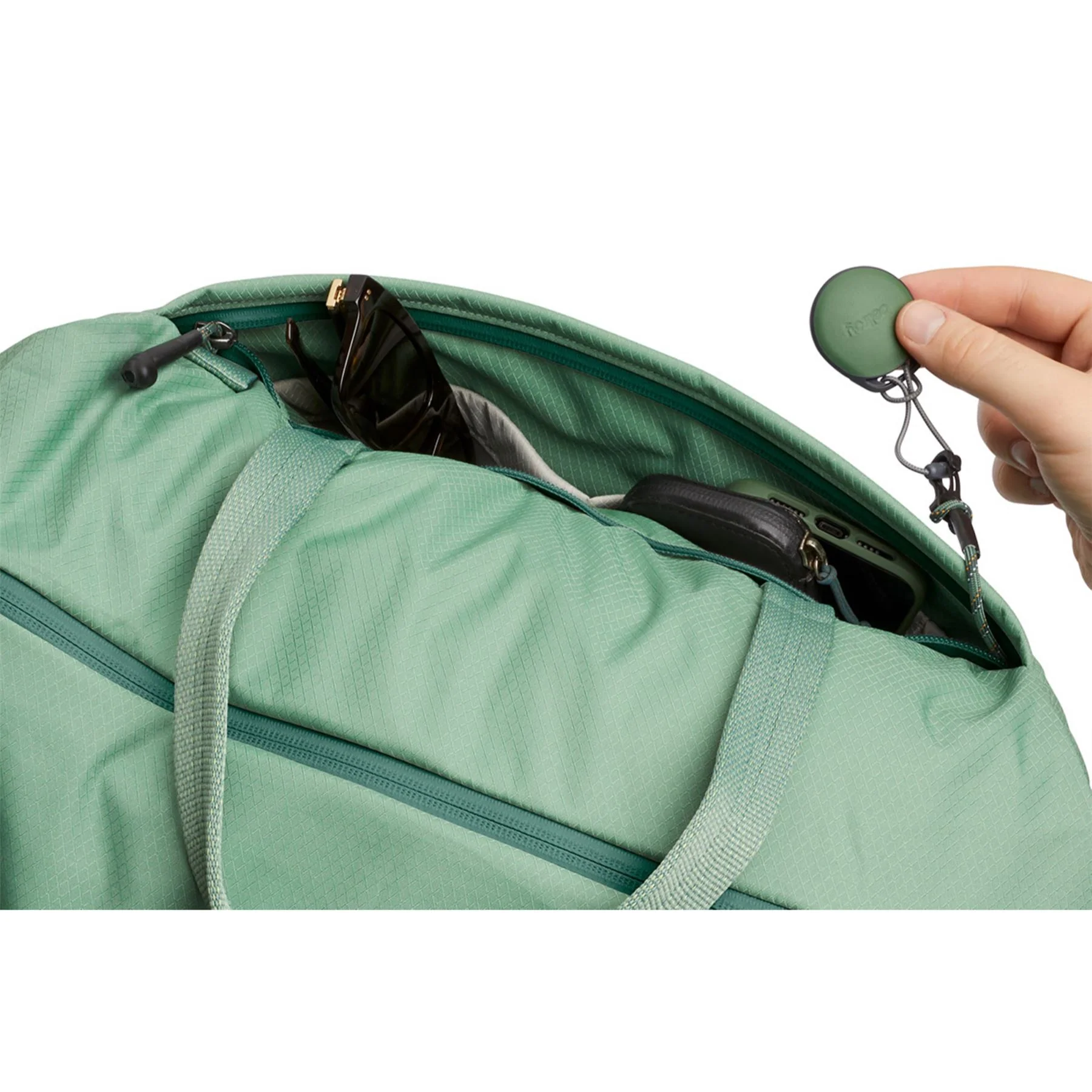 Bellroy Lite Duffel Holdall - Image 7