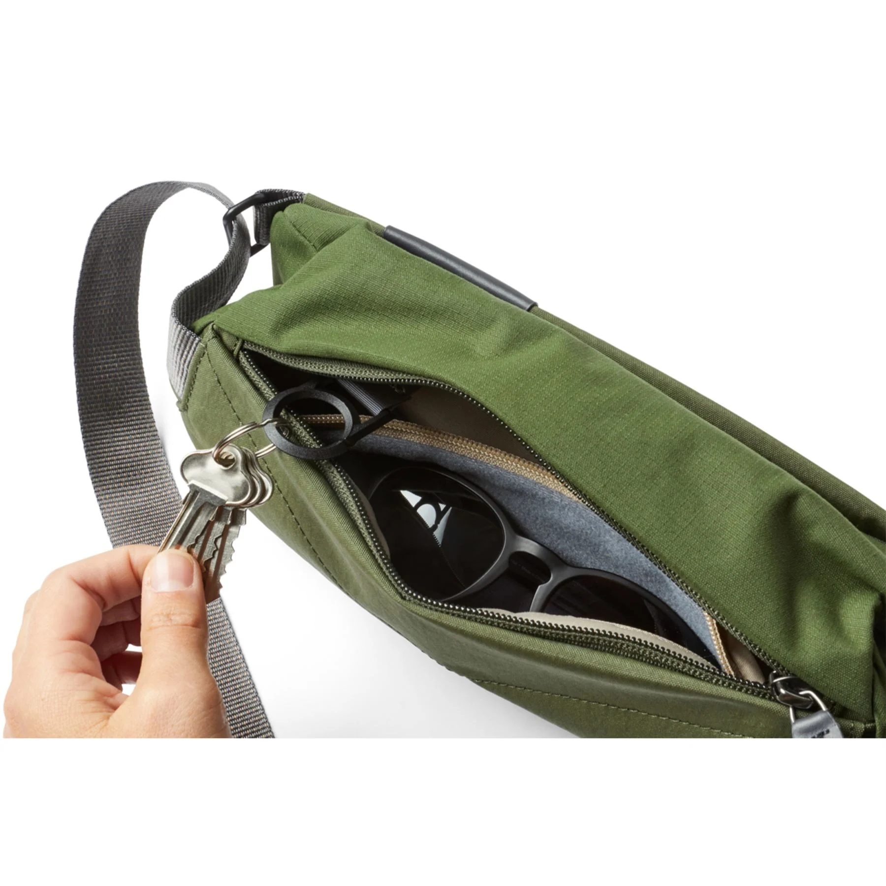 Bellroy Sling Bum Bag - Image 29