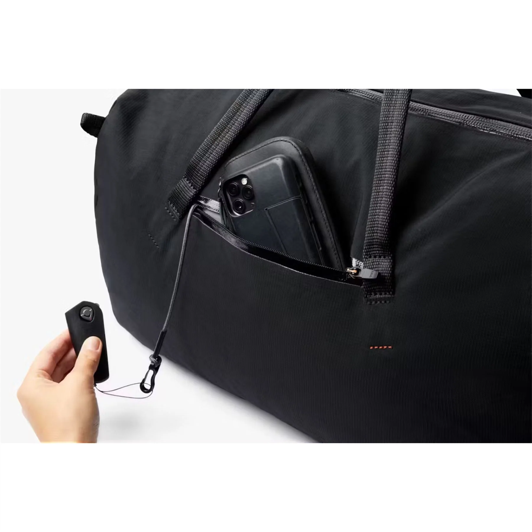 Bellroy Venture Duffel Holdall - Image 11