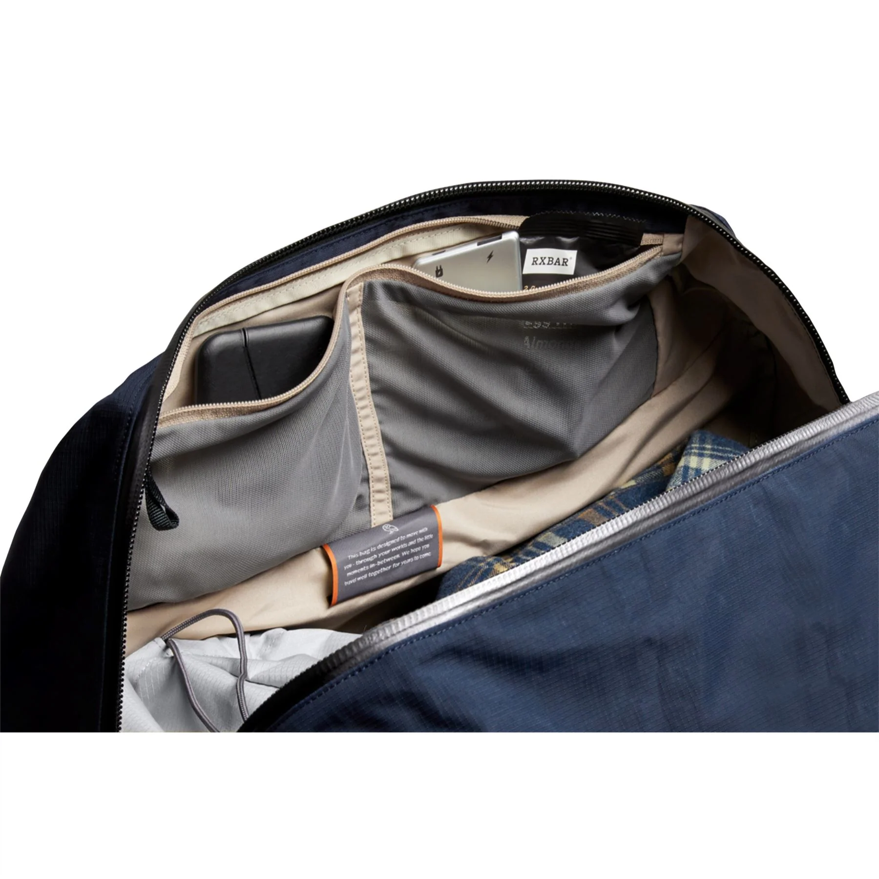 Bellroy Venture Duffel Holdall - Image 34