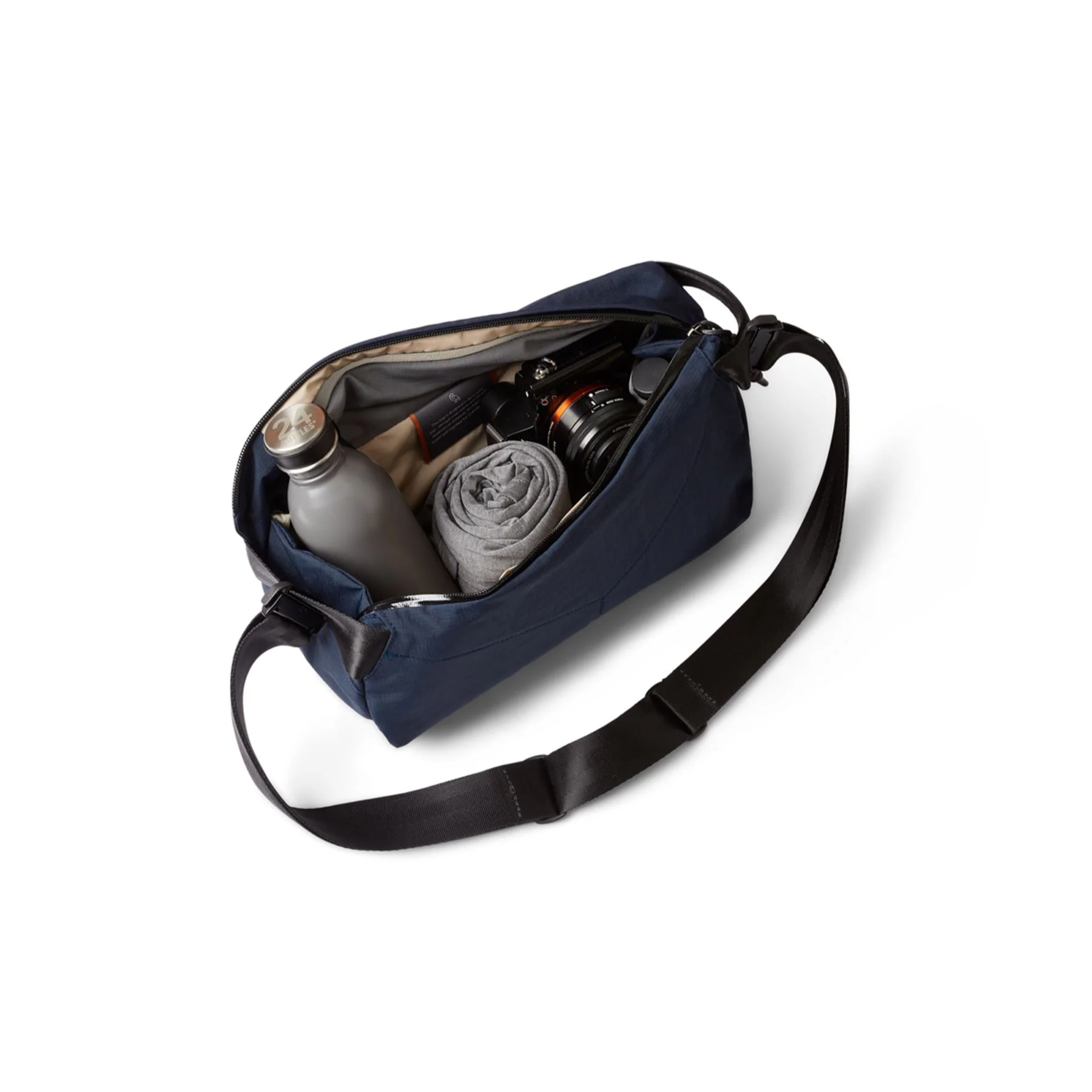 Bellroy Venture Sling Bum Bag - Image 12