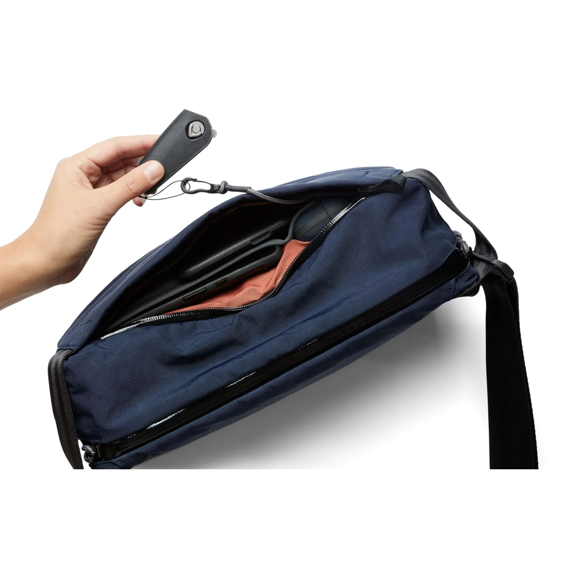 Bellroy Venture Sling Bum Bag - Image 14
