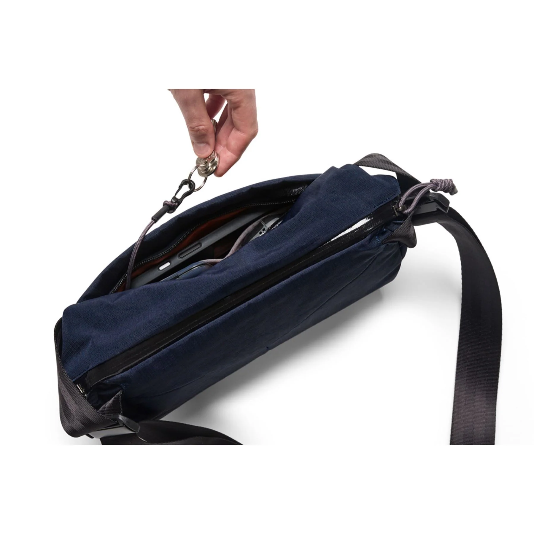 Bellroy Venture Sling Bum Bag - Image 38