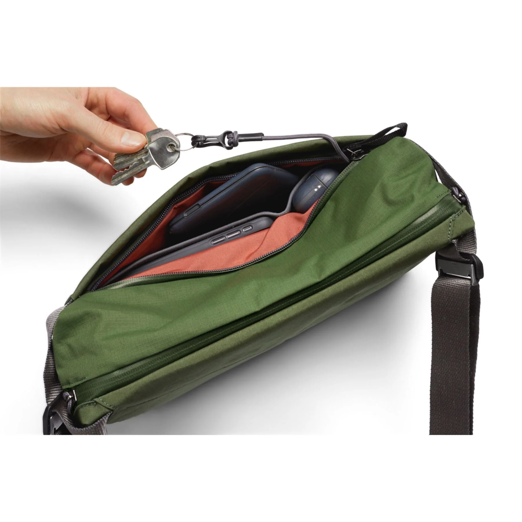 Bellroy Venture Sling Bum Bag - Image 47