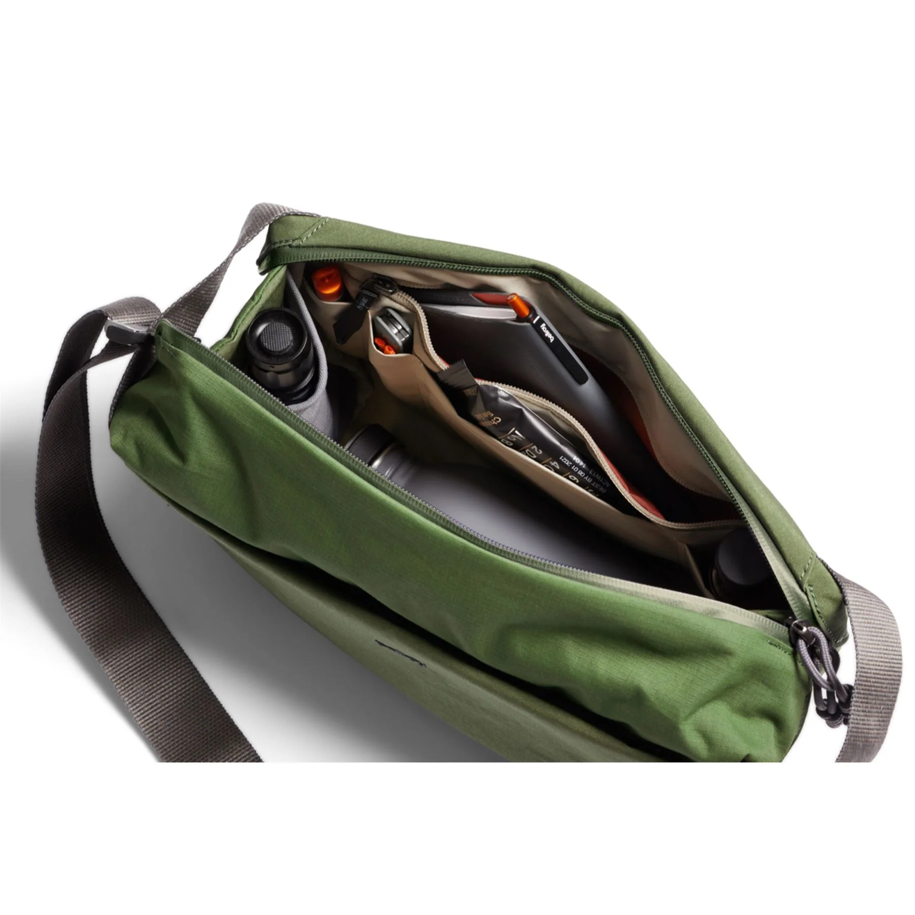 Bellroy Venture Sling Bum Bag - Image 49