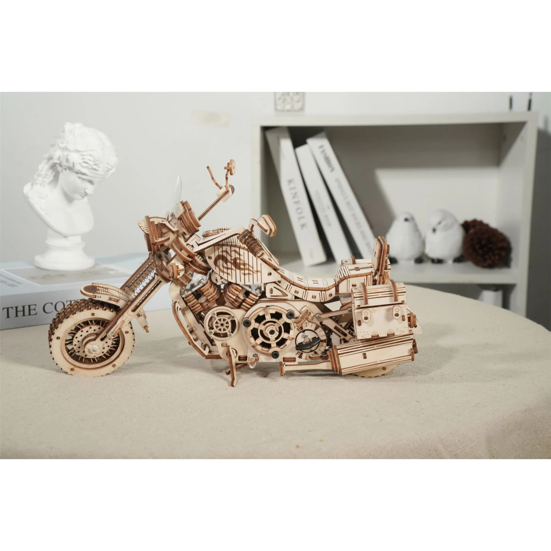 Robotime ROKR Cruiser Motorcycle Building Kit - Image 5